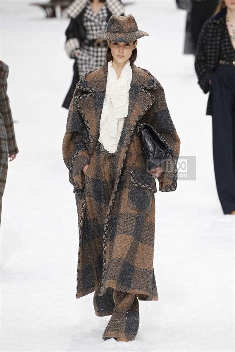 chanel outerweat winter 2019|Chanel fashion show fall.